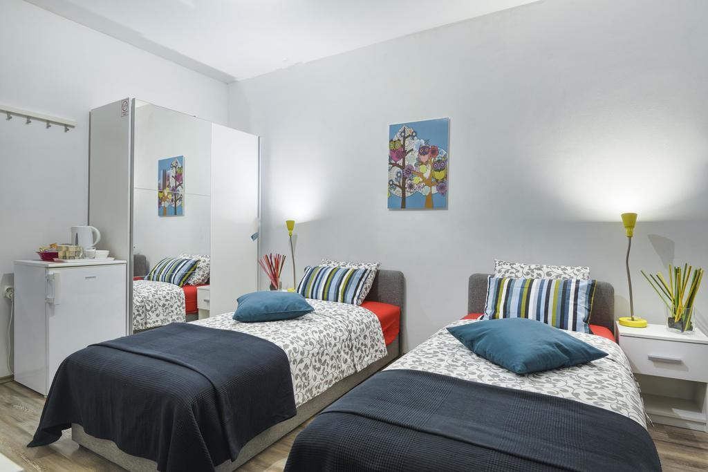 Top Center Rooms & Studio Pula Exterior foto