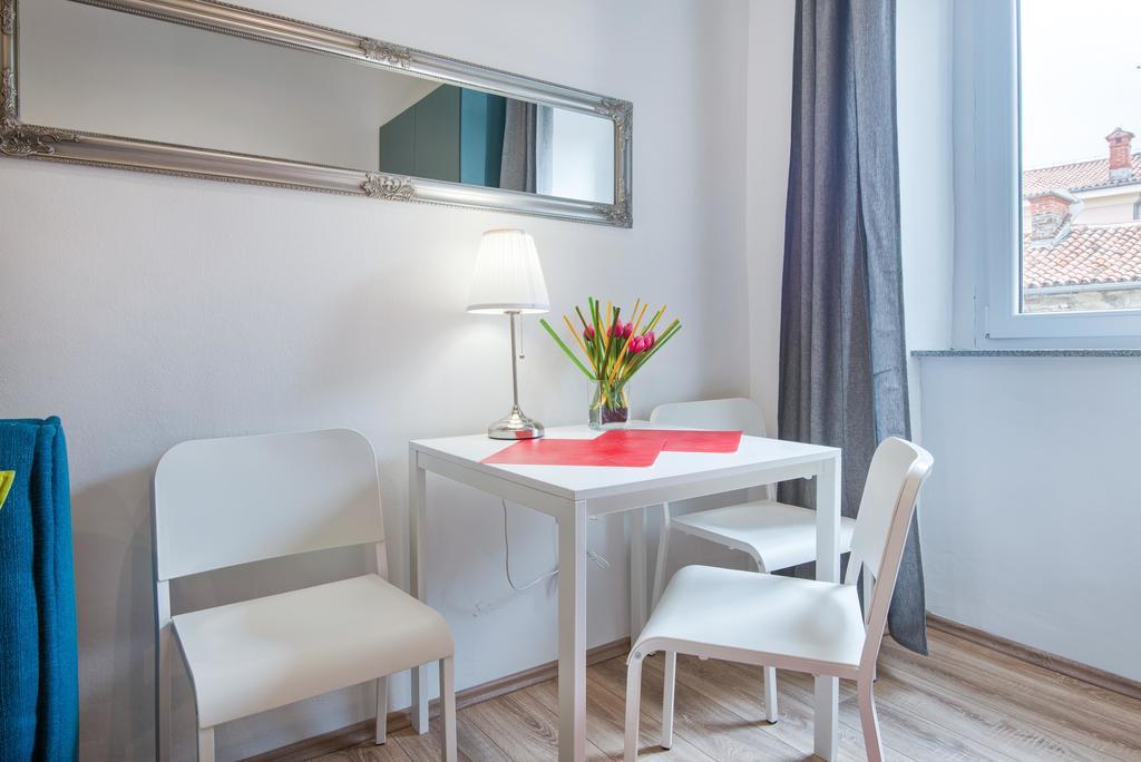 Top Center Rooms & Studio Pula Exterior foto