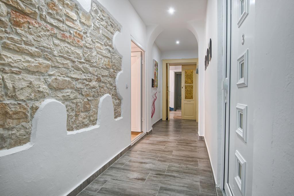 Top Center Rooms & Studio Pula Exterior foto