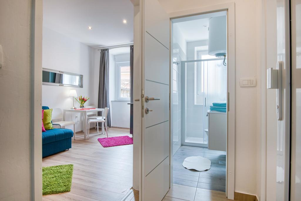 Top Center Rooms & Studio Pula Exterior foto
